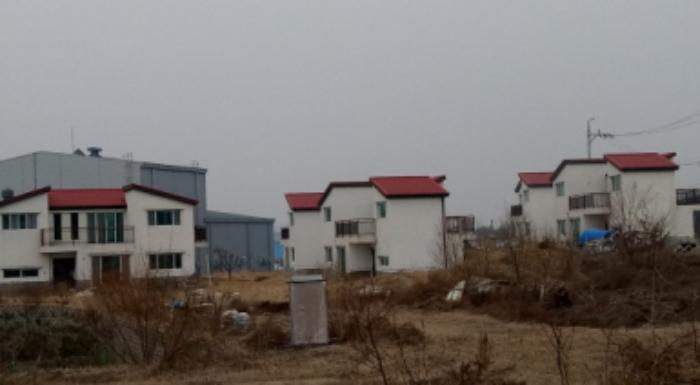 법원경매 2024타경57270 사진2 | 안성시 서운면 송정리 230-1 주택건물 경매