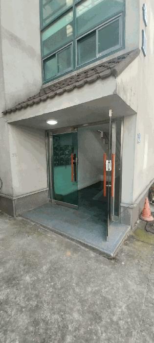 2025타경1017 법원경매 사진2 | 전주 덕진구 다세대주택 경매