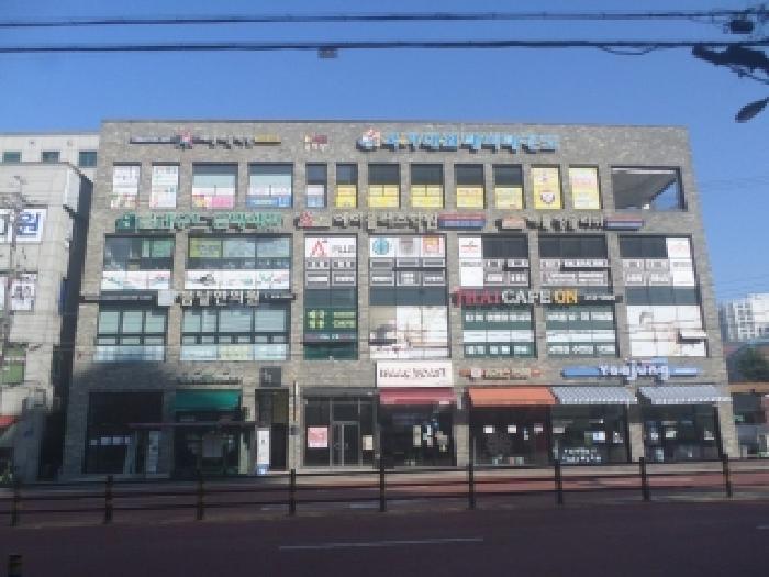 법원경매 2025타경31821 사진5 | 전주시 덕진구 반월동 422-21 근린상가 경매