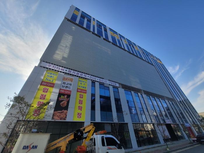 인천광역시 중구 흰바위로232번길 67 1층111호 (운남동,광장주차타워) 법원경매 물건 대표사진