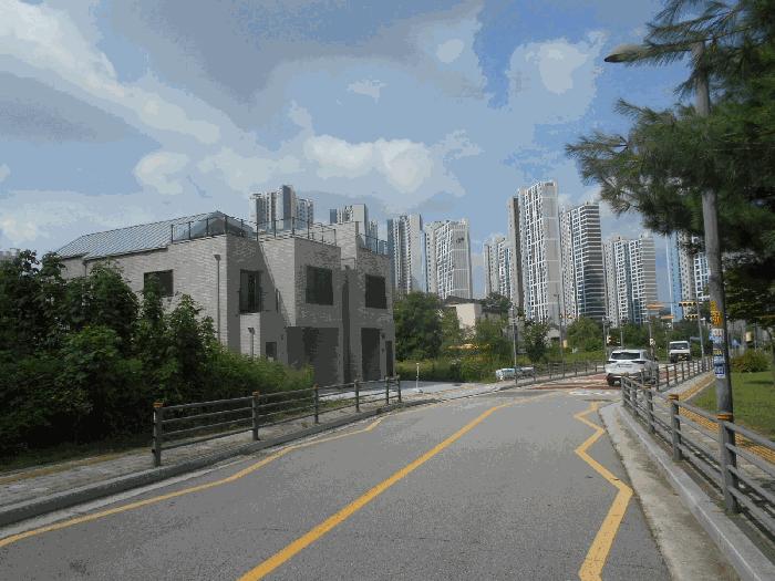 법원경매 2025타경72886 사진4 | 양주시 옥정동 1016-8 주택건물 경매