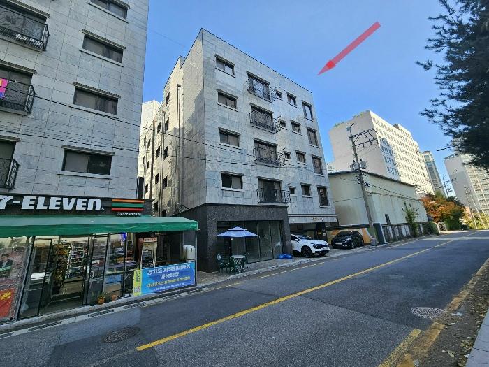 경기도 화성시 봉담읍 와우로 23-25, 104동 2층201호 (슈팅스타2단지) · 지번주소: 경기도 화성시 효행구 봉담읍 와우리 30-31 법원경매 물건 대표사진