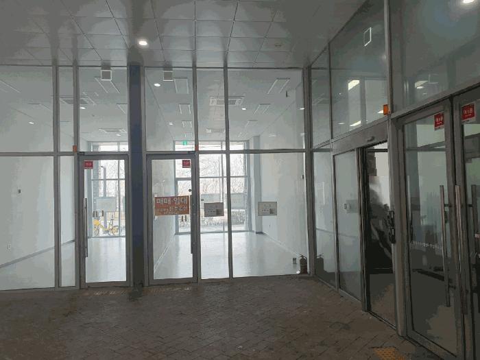 경기도 하남시 덕풍동 831-1 현대지식산업센터한강미사2차-25블럭-근린생활시설 1층씨씨01-010호 법원경매 물건 대표사진