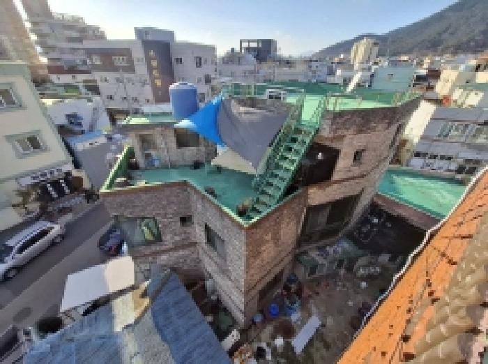 2025타경30464 법원경매 사진3 | 경남 사천시 주택건물 경매