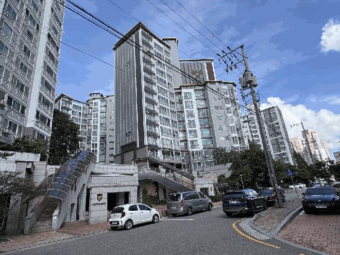 전북특별자치도 군산시 미룡동 59-118 은파롯데캐슬아파트 101동 5층 504호 법원경매 물건 대표사진