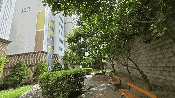 충청남도 천안시 서북구 신당동 284-1 신당코아루아파트 102동 1층103호 법원경매 물건 대표사진