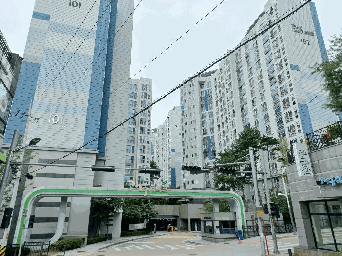 충청남도 아산시 법곡동 327 코아루더파크 104동 10층1004호 법원경매 물건 대표사진