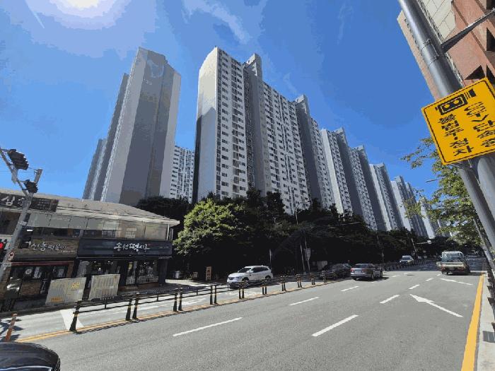 부산광역시 남구 용호동 176-30 엘지메트로시티 129동 3층301호 법원경매 물건 대표사진