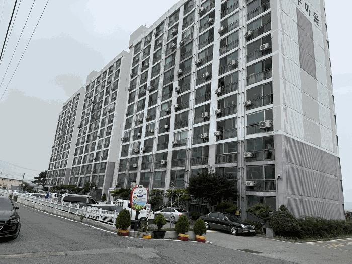 2025타경15813 법원경매 사진3 | 충남 예산군 아파트 경매