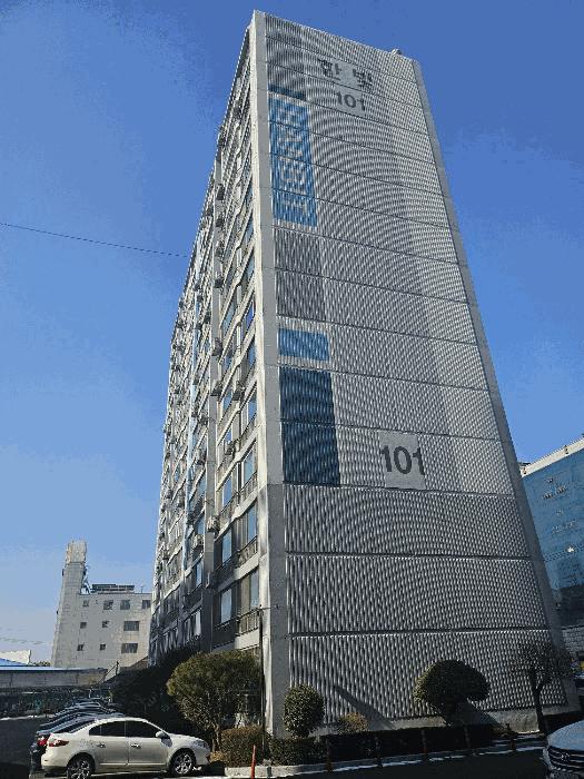 2025타경121 법원경매 사진2 | 충남 공주시 아파트 경매