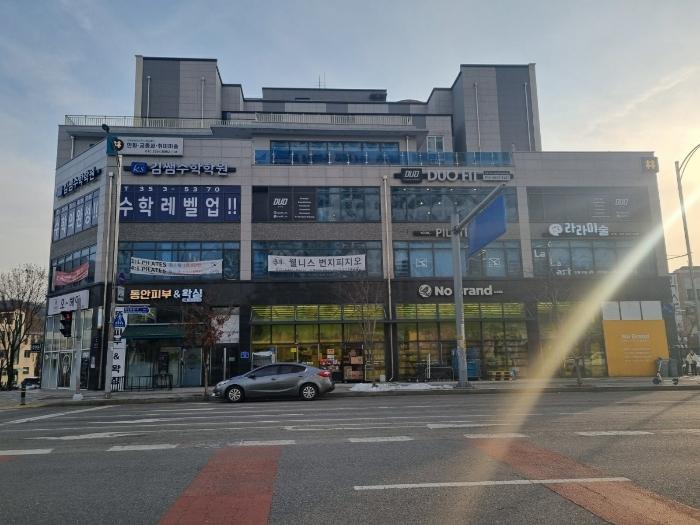법원경매 2024타경12803 사진2 | 화성시 향남읍 행정동로 근린상가 경매