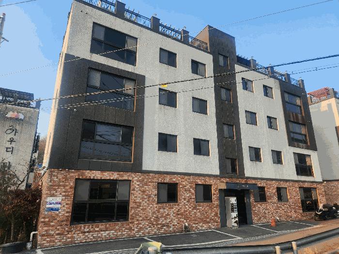 경기도 동두천시 상봉암동 209-5 가우디타운 5타운 1동 2층 201호 법원경매 물건 대표사진