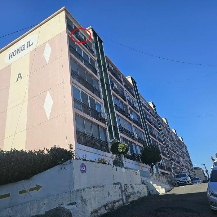 울산광역시 중구 산전5길 19, 에이동 5층501호 (동동,홍일아파트) · 지번주소: 울산광역시 중구 동동 116-1 법원경매 물건 대표사진