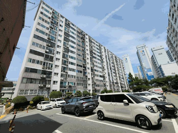 광주광역시 남구 진월동 508-5 제302동 제9층 제902호 법원경매 물건 대표사진