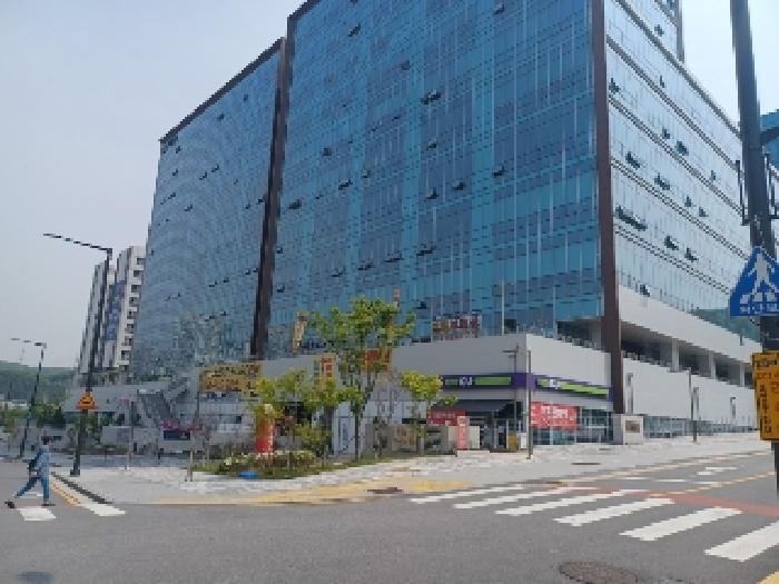 법원경매 2025타경72040 사진24 | 의정부시 민락동 927-3 의정부더리브센텀스퀘어2 지식산업센터2동 근린상가 경매