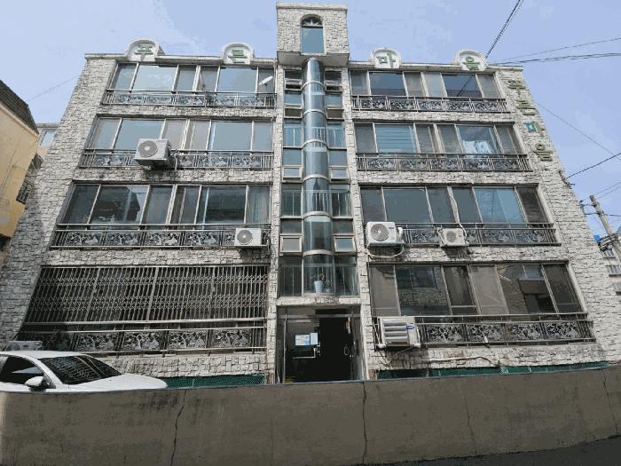 경상남도 김해시 삼방동 576-17 푸른마을빌라 1층101호 법원경매 물건 대표사진