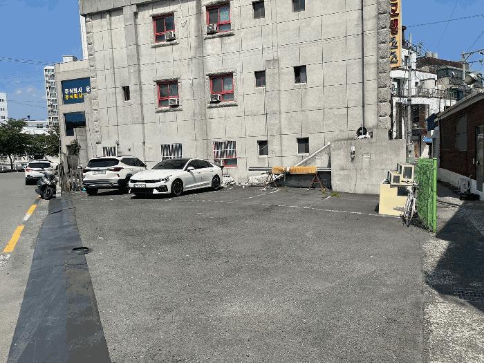 2025타경20558 법원경매 사진3 | 창원 마산합포구 대지 경매