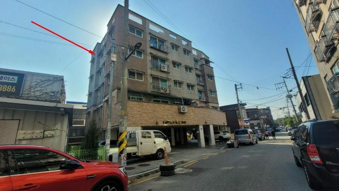경기도 수원시 권선구 세화로169번길 11, 5층504호 (서둔동,그랜드캐슬) · 지번주소: 경기도 수원시 권선구 서둔동 17-594 법원경매 물건 대표사진
