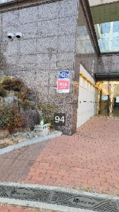 부산광역시 기장군 장안읍 정관로 1142, 에이동 3층304호 (힐탑프리미엄아울렛) · 지번주소: 부산광역시 기장군 장안읍 좌천리 436-16 법원경매 물건 대표사진