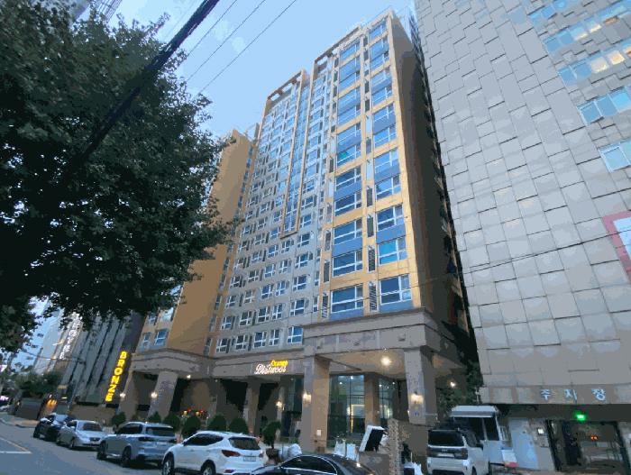 서울특별시 구로구 구로동 44-8 비즈트위트오렌지 제13층 제1303호 법원경매 물건 대표사진