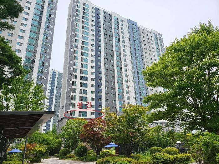 경기도 평택시 죽백4로 40, 204동 5층504호 (죽백동,우미린레이크파크) · 지번주소: 경기도 평택시 죽백동 816 법원경매 물건 대표사진