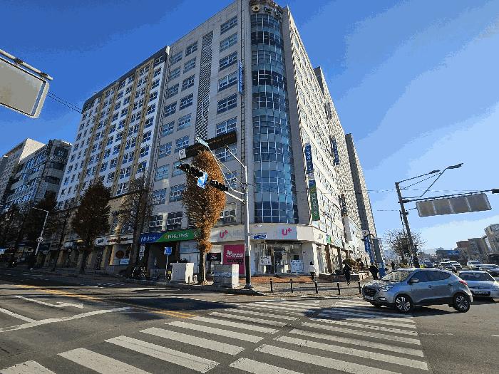 충청남도 천안시 서북구 성정동 1437 충남타워 1동 8층801호 법원경매 물건 대표사진