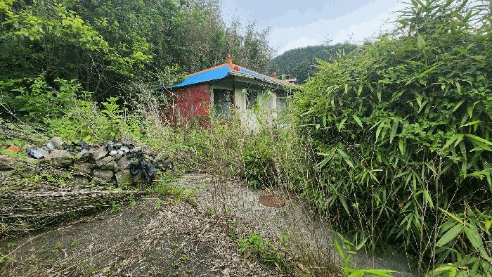 2025타경30890 법원경매 사진8 | 경남 남해군 주택건물 경매