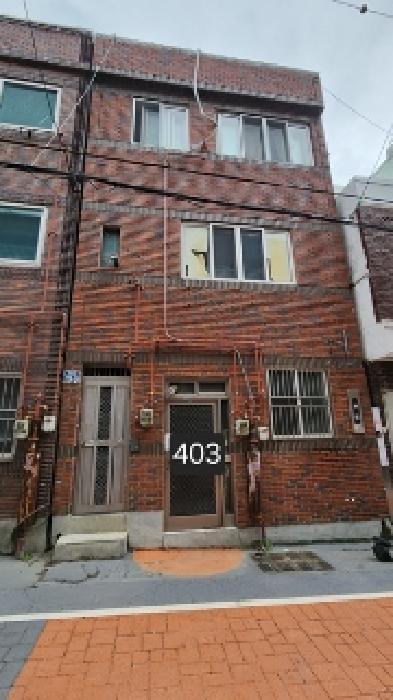법원경매 2025타경403 사진5 | 부산 해운대구 반송동 7-44 주택건물 경매