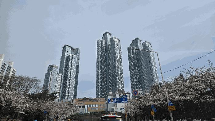 부산광역시 해운대구 중동 1818 해운대힐스테이트위브 티-203동 7층704호 법원경매 물건 대표사진