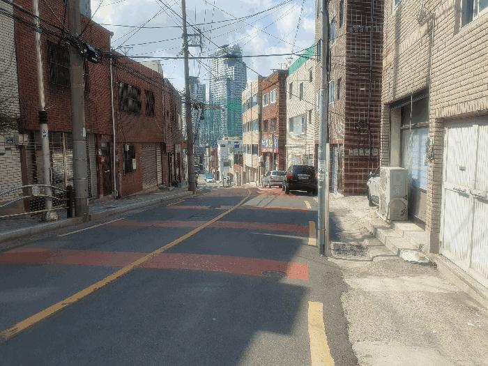 법원경매 2025타경5110 사진2 | 부산 남구 문현동 944-10 대지 경매
