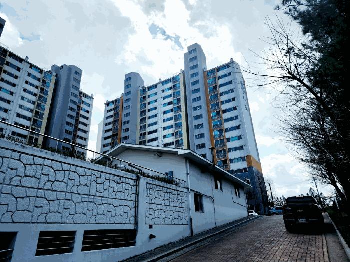 경기도 평택시 포승읍 내기리 697 명지미래힐아파트 102동 1층102호 법원경매 물건 대표사진