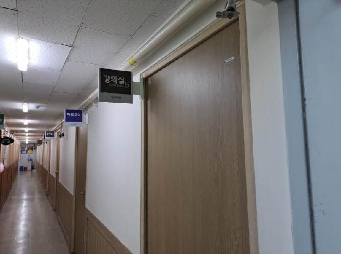 법원경매 2025타경20481 사진3 | 부산 부산진구 신암로 근린상가 경매