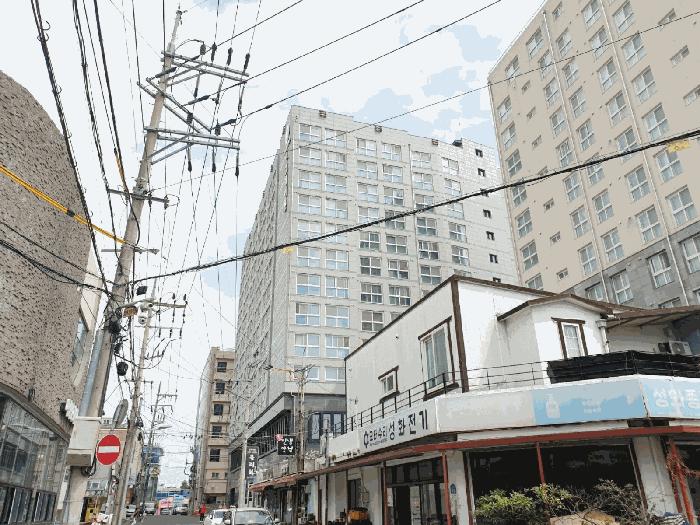 제주특별자치도 서귀포시 서귀동 300-2 제주더그레이튼오피스텔 9층901호 법원경매 물건 대표사진