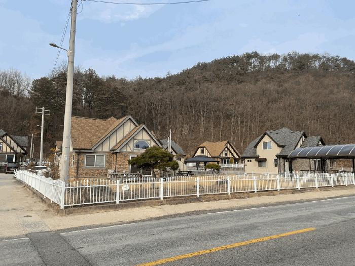 2025타경10101 법원경매 사진2 | 충북 영동군 주택건물 경매