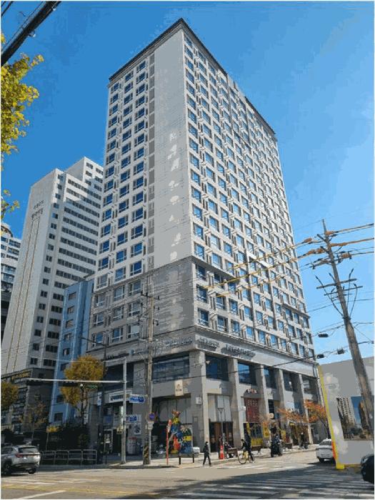 서울특별시 구로구 구로동 97 로제리움2차 제8층 제818호 법원경매 물건 대표사진