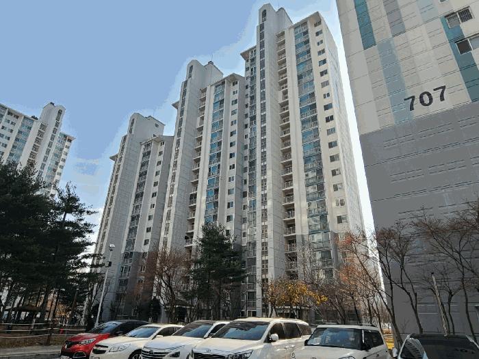 대전광역시 서구 관저동 1144 구봉마을7단지 706동 6층604호 법원경매 물건 대표사진
