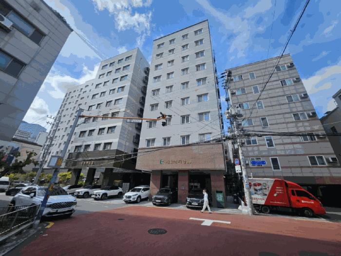 서울특별시 금천구 가산동 235-46 세교예지안10차 제8층 제803호 법원경매 물건 대표사진