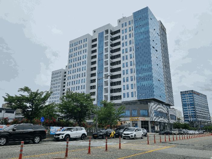 광주광역시 북구 연제동 1038-6 첨단리채비즈타워지식산업센터 10층에이-1002호 법원경매 물건 대표사진