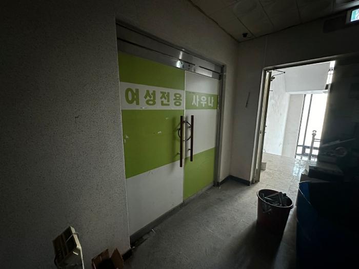 법원경매 2024타경16525 사진4 | 인천 중구 흰바위로 근린상가 경매