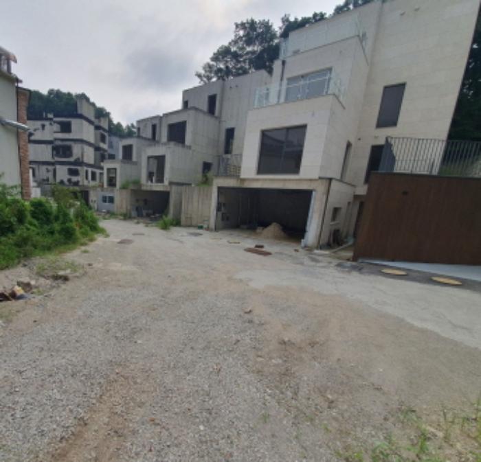 법원경매 2024타경63057 사진9 | 광주시 신현동 834-16 전 경매