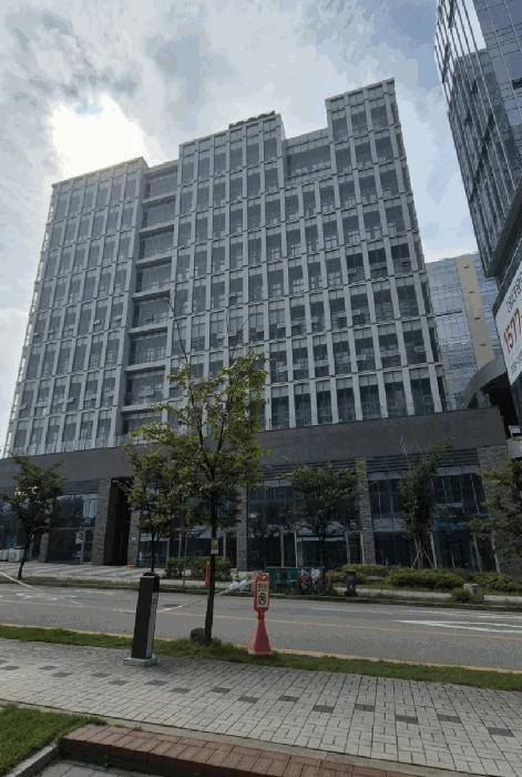 경기도 평택시 고덕면 해창리 1274-3 고덕비즈타워 1층130호 법원경매 물건 대표사진