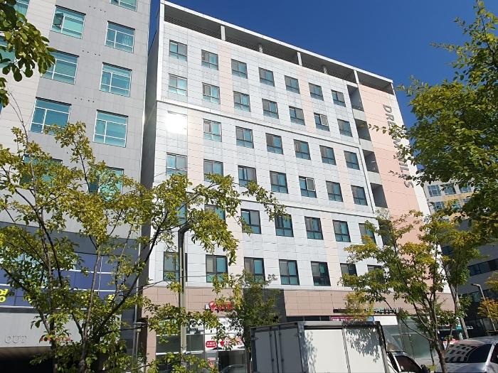 경기도 화성시 동탄순환대로27길 16, 제6층 제611호 (영천동, 자유드림힐스) · 지번주소: 경기도 화성시 동탄구 영천동 679-6 법원경매 물건 대표사진