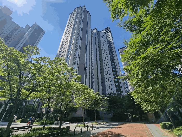 경기도 파주시 와동동 1404 해솔마을7단지롯데캐슬 708동 22층2204호 법원경매 물건 대표사진