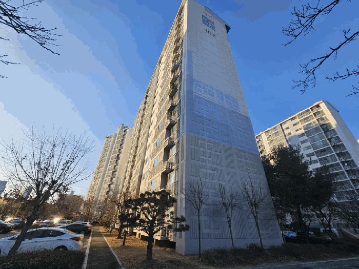 충청북도 청주시 상당구 용암동 2915 청주신영강변뜨란채아파트 108동 14층1404호 법원경매 물건 대표사진