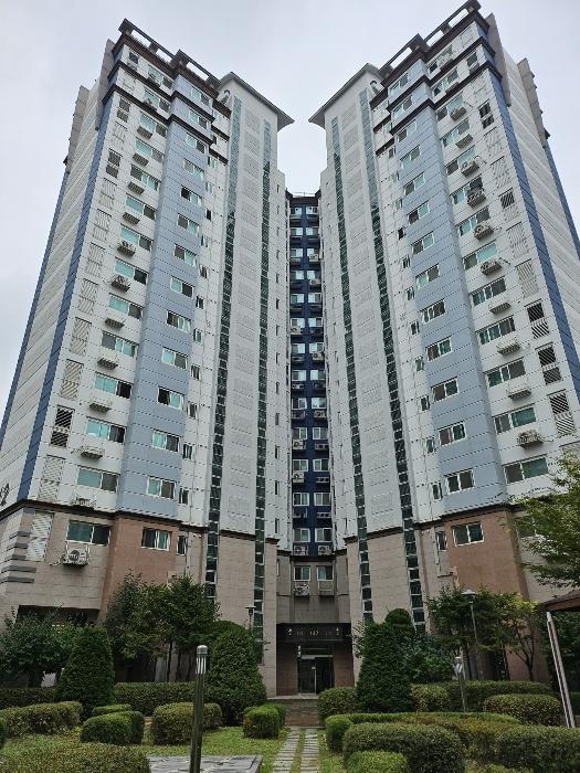 인천광역시 서구 청라에메랄드로 65, 142동 14층1403호 (연희동,서해그랑블) · 지번주소: 인천광역시 서구 청라동 165-10 법원경매 물건 대표사진