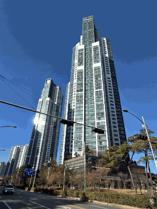 인천광역시 남동구 논현동 751-1 인천소래논현구역씨10블록에코메트로3차더타워 씨동 6층604호 법원경매 물건 대표사진