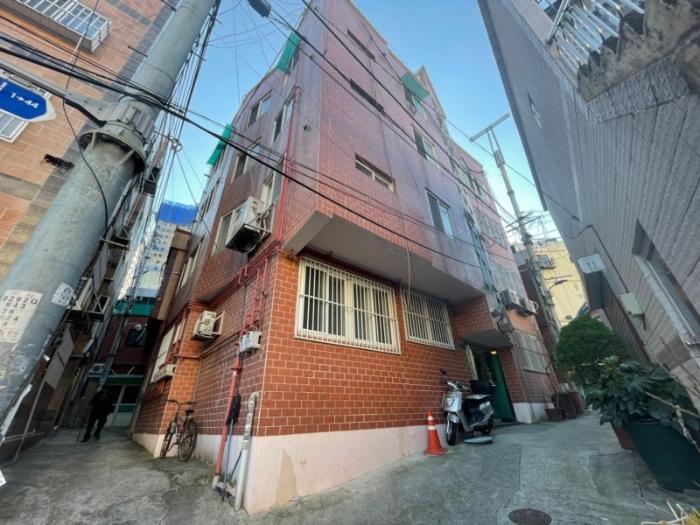 법원경매 2023타경62405 사진2 | 부산 부산진구 엄광로326번가길 다세대주택 경매