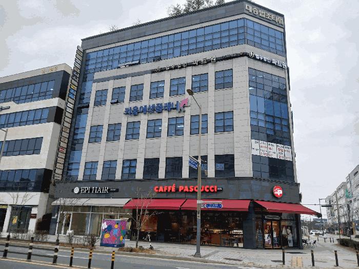 전북특별자치도 전주시 덕진구 만성동 1360-10 주건축물제1동 5층 504호 법원경매 물건 대표사진