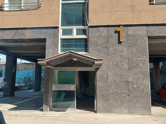 경상남도 진주시 일반성면 창촌리 56 1동 301호 법원경매 물건 대표사진