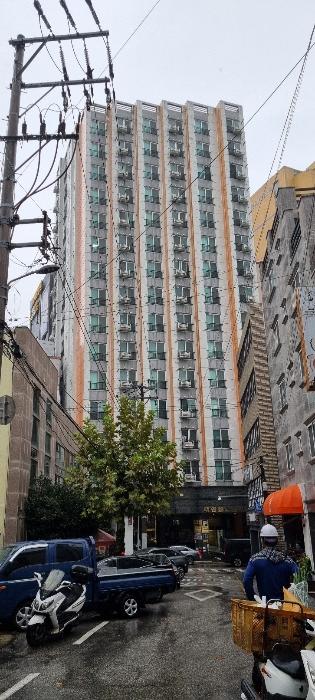 부산광역시 남구 못골로 98, 7층706호 (대연동,대연엘리시아) · 지번주소: 부산광역시 남구 대연동 1741-25 법원경매 물건 대표사진